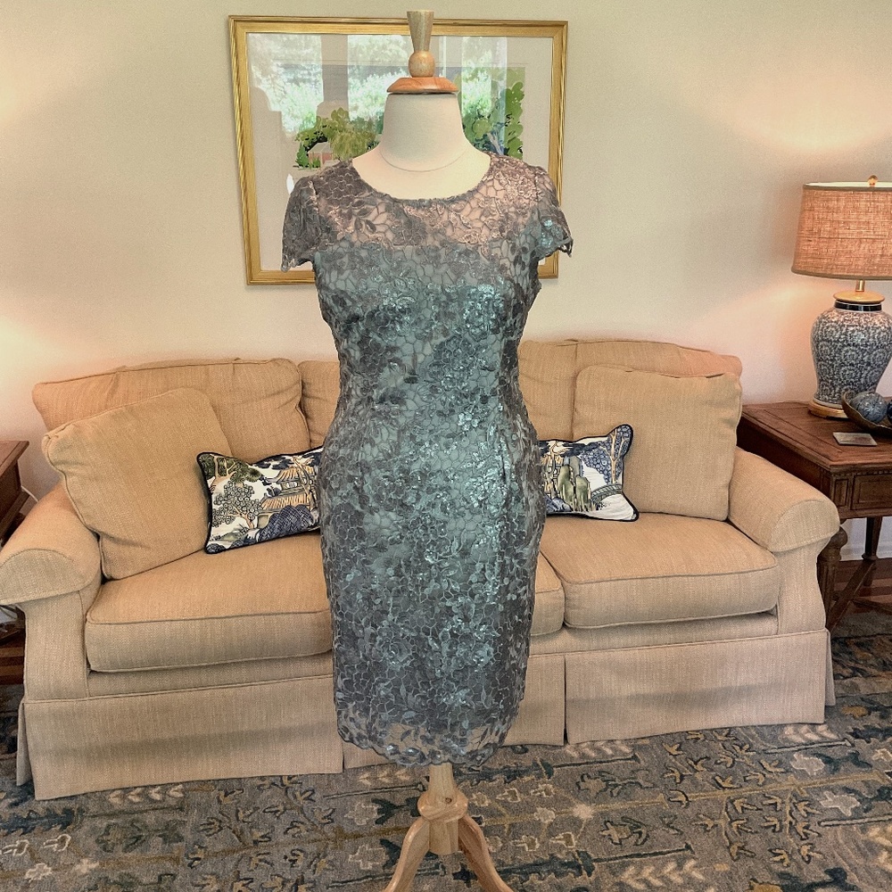 Alex Evenings Grey Sequined Cap Sleeve Cocktail Party Dress NWOT